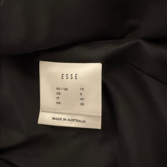 Esse Studios Oversized Black Blazer - Picture 6 of 6